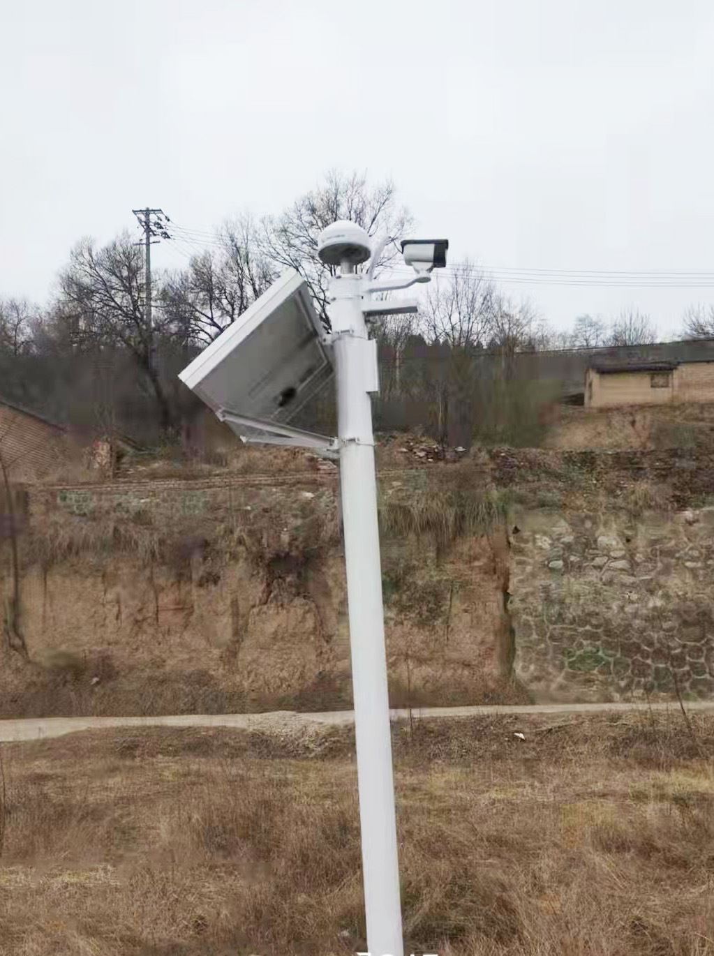 普适型GNSS(C型)+拍照监测仪